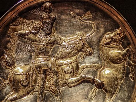  The Sasanian Hunt 은 고대 페르시아의 격렬한 에너지와 절묘한 조화를 담은 걸작입니다!